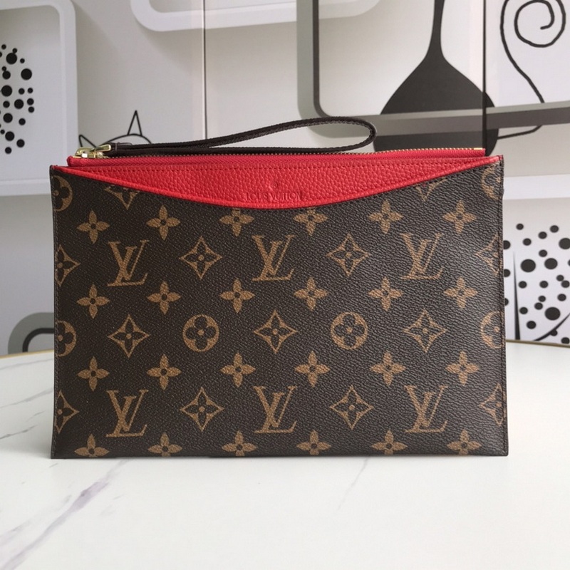 LV Wallets 32